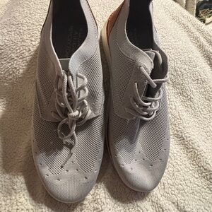 KwuKo Ty Men's Gray & Brown Lightweight Sneakers Shoes size 11.5 . New